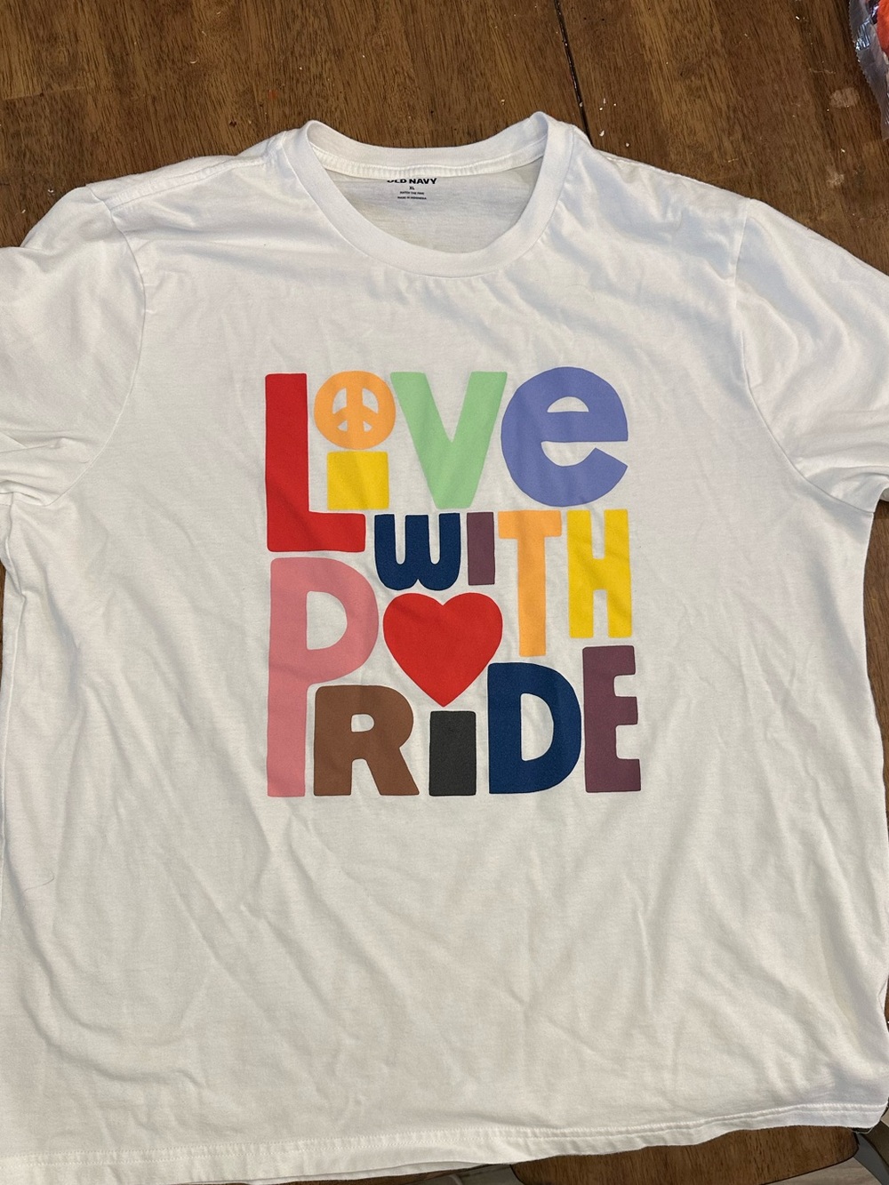 Old Navy White Short-Sleeve Tee with Multicolor Rainbow Live With Pride Graphic